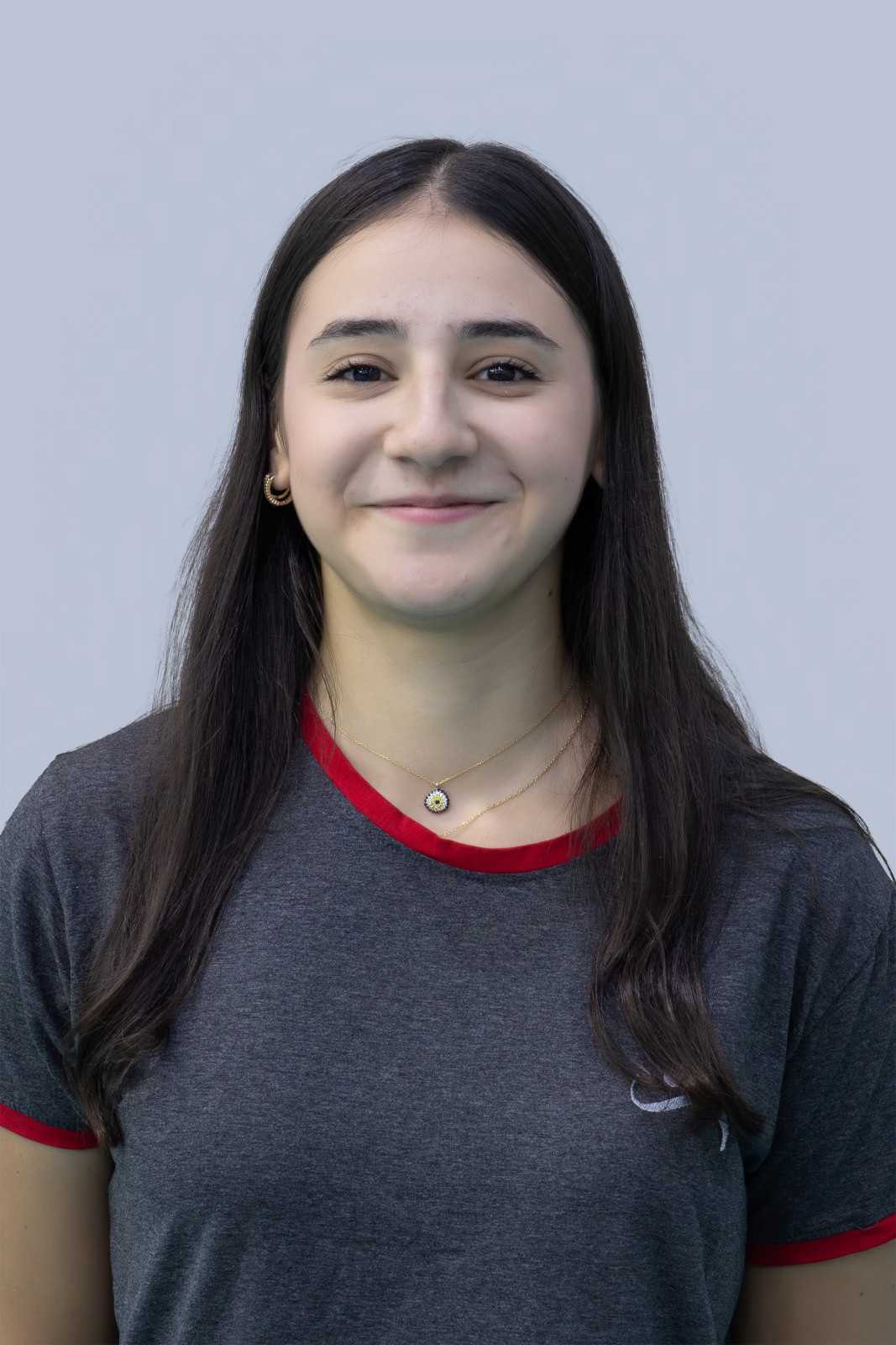 Nil Ateş
